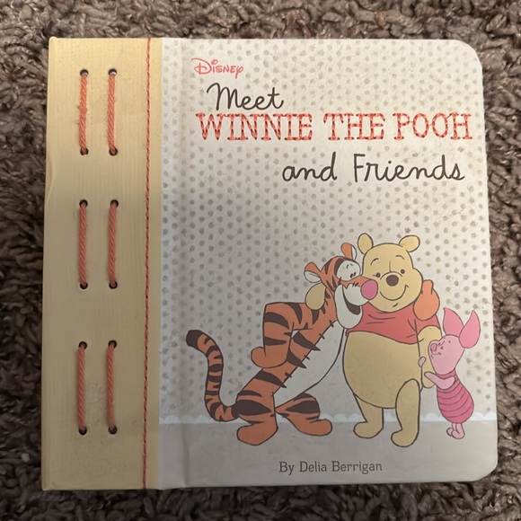 Winnie the pooh books and rattle dice toys - Picture 2 of 3